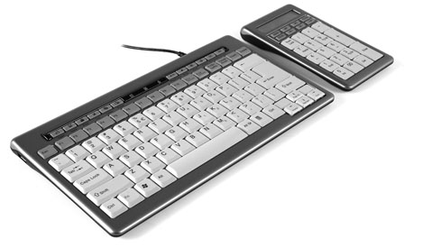 Ergonomische Tastatur mit separatem Zahlenblock.